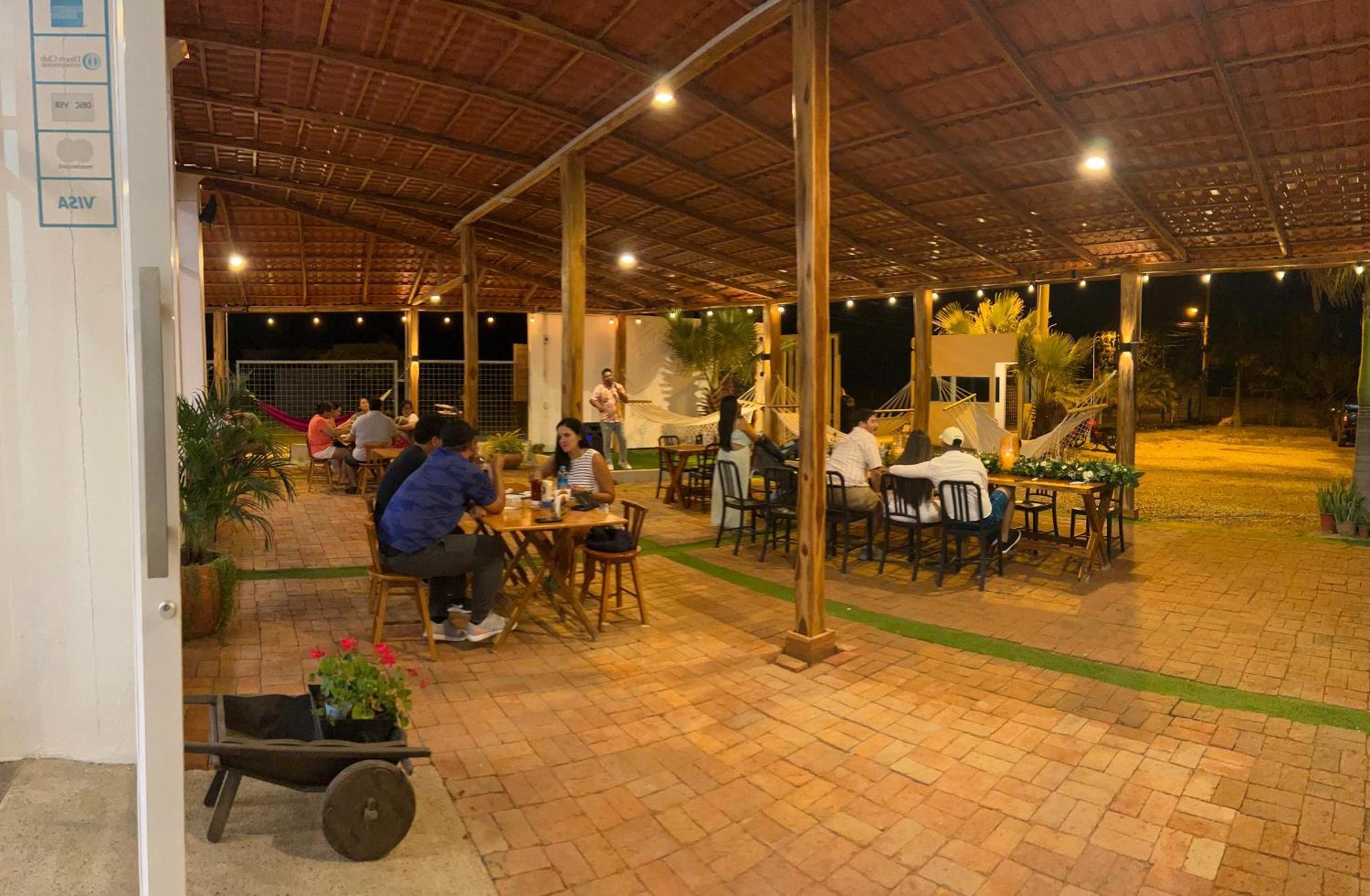 Ohana Beach Hotel Playas Luaran gambar