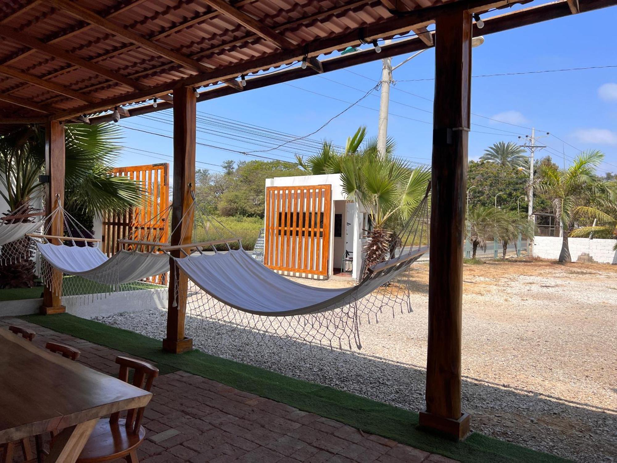 Ohana Beach Hotel Playas Luaran gambar