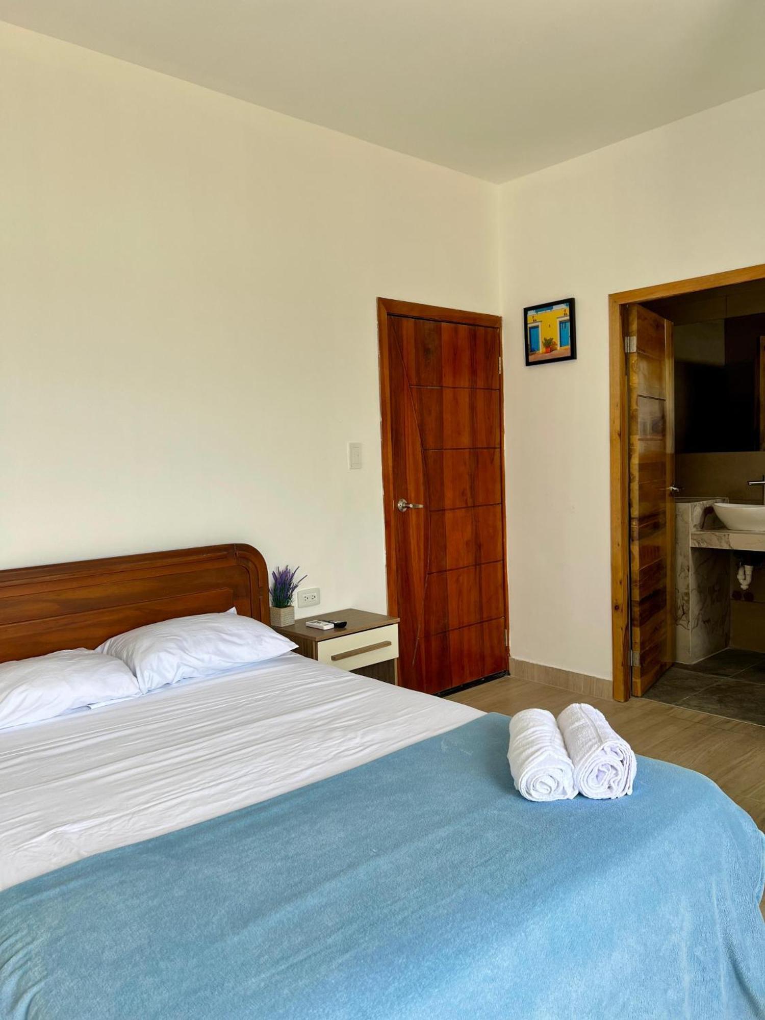 Ohana Beach Hotel Playas Luaran gambar