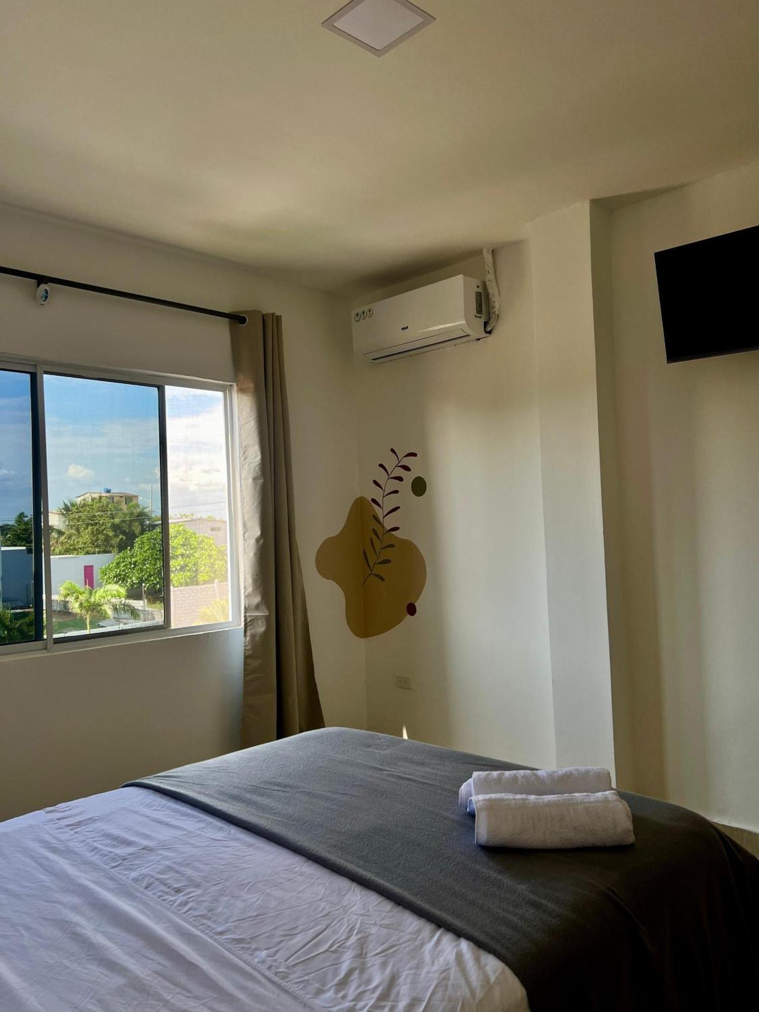 Ohana Beach Hotel Playas Luaran gambar