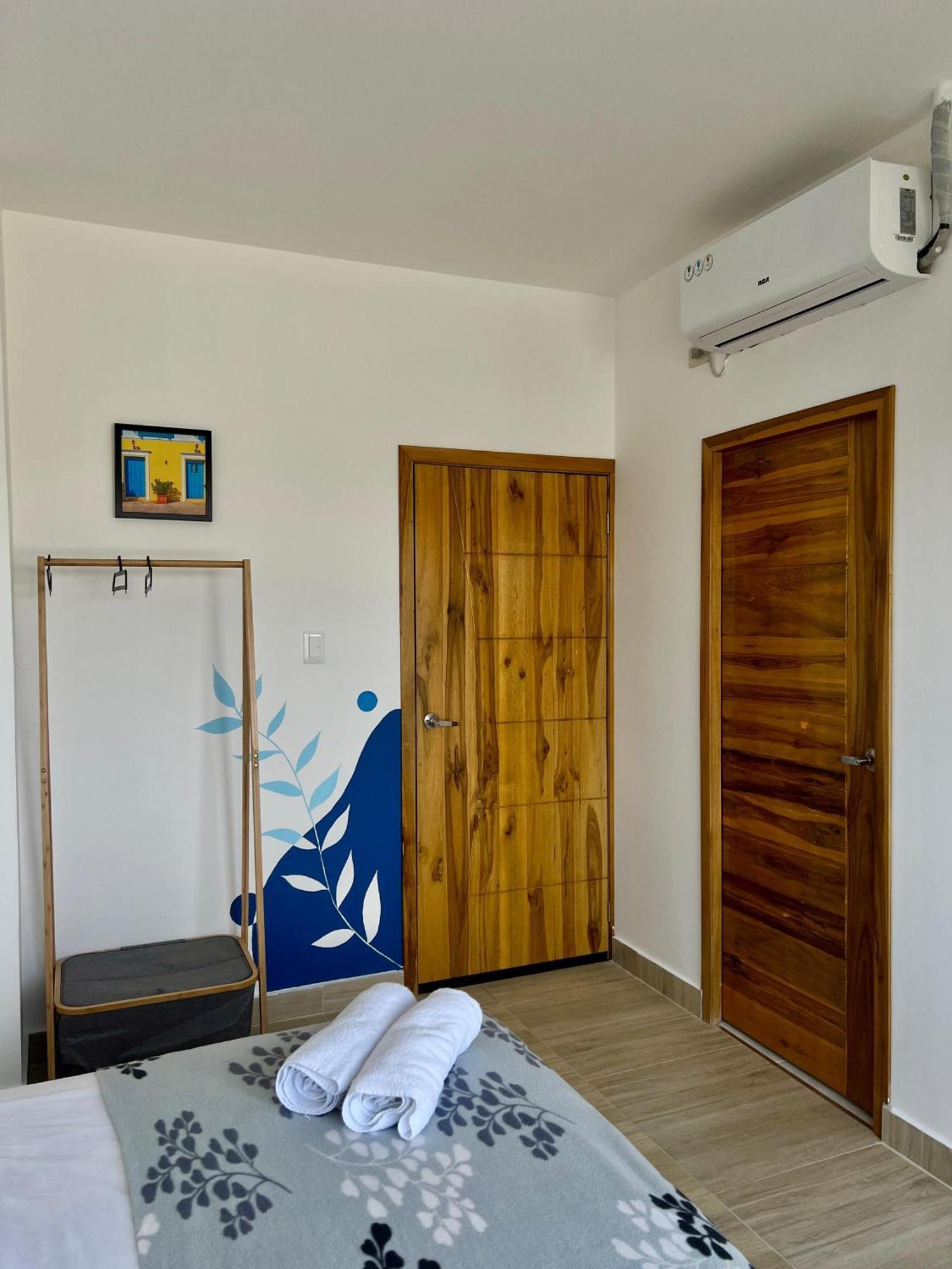 Ohana Beach Hotel Playas Luaran gambar